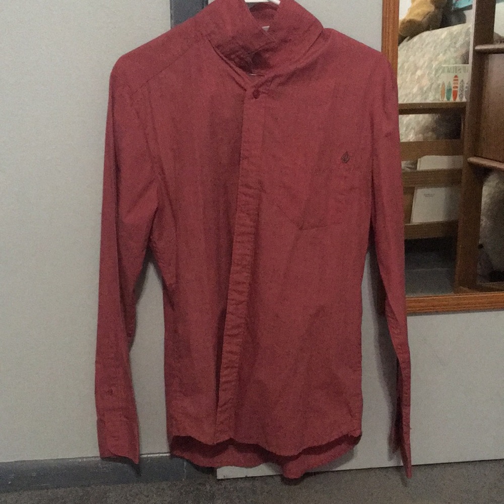Volcom button up